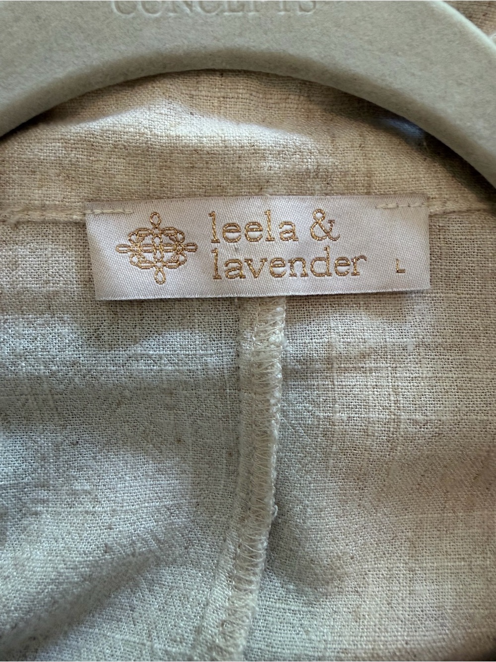 Lightweight Beige Button-Front Utility Jacket - Picture 3 of 3